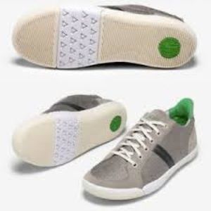 - Plae Prospect Women’s Size 8 NIB